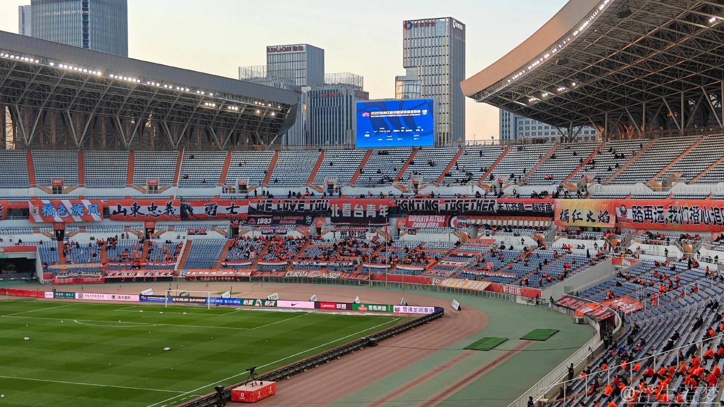 成都3-0完胜,山东赛季首尝败绩 成都3-0完胜,山东赛季首尝败绩